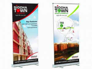standee cuốn giá rẻ