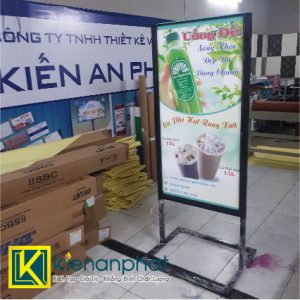 các loại standee và kích thước standee chuẩn