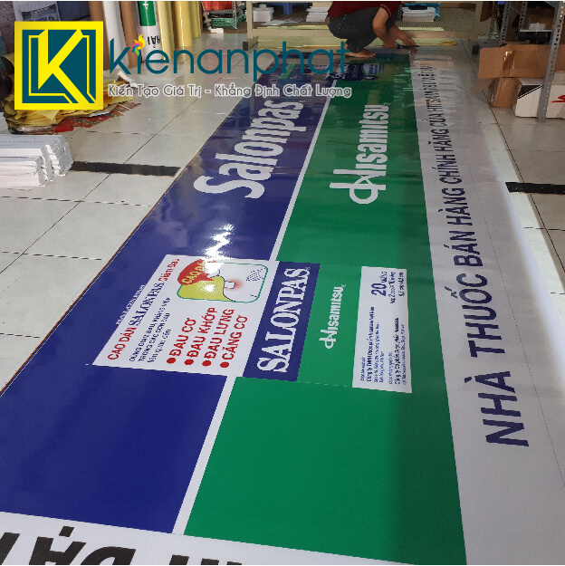 in decal nhựa giá rẻ