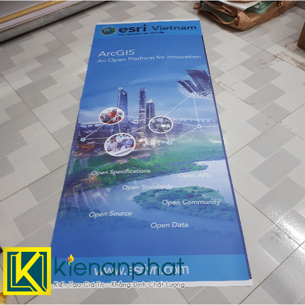 phân loại poster quảng cáo và chất liệu in poster thông dụng